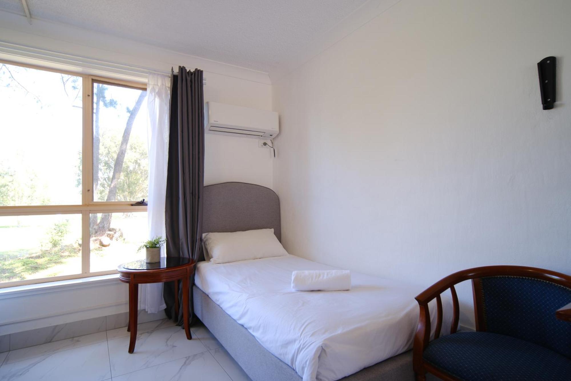 Golf Place Inn Wollongong Primbee Экстерьер фото