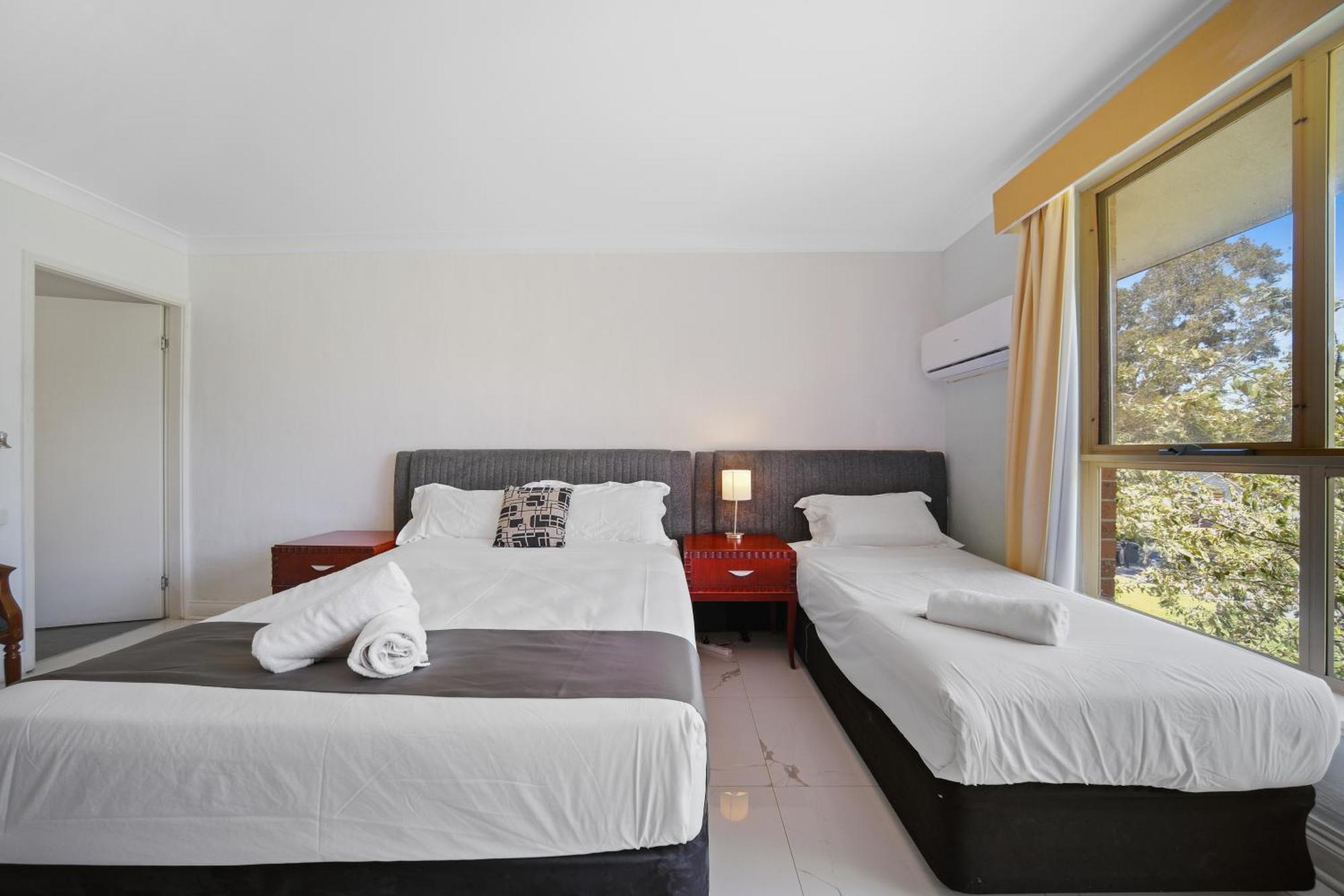 Golf Place Inn Wollongong Primbee Экстерьер фото