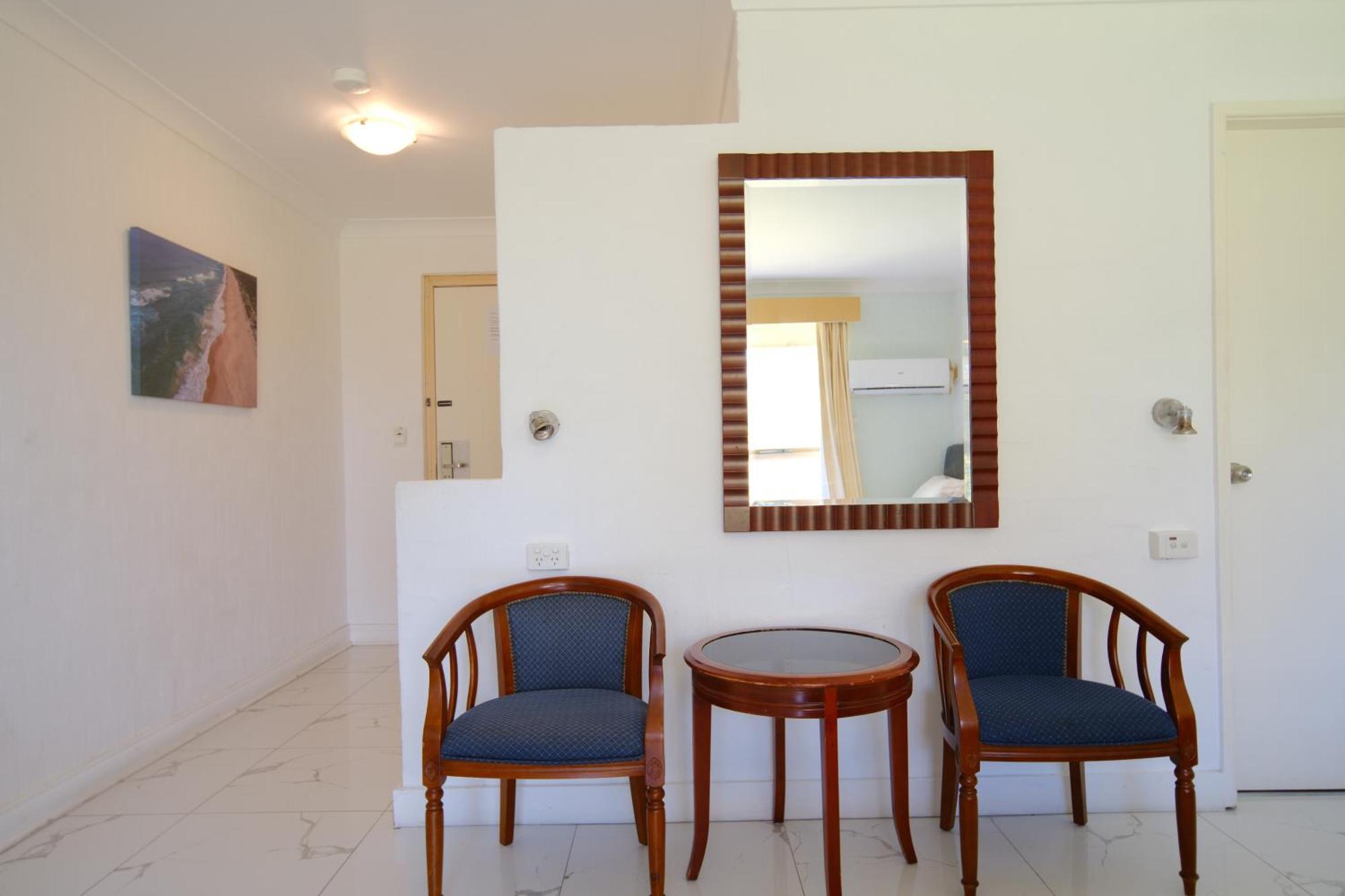 Golf Place Inn Wollongong Primbee Экстерьер фото