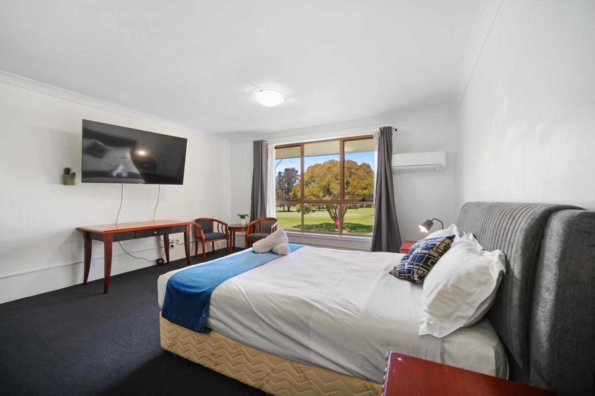 Golf Place Inn Wollongong Primbee Экстерьер фото
