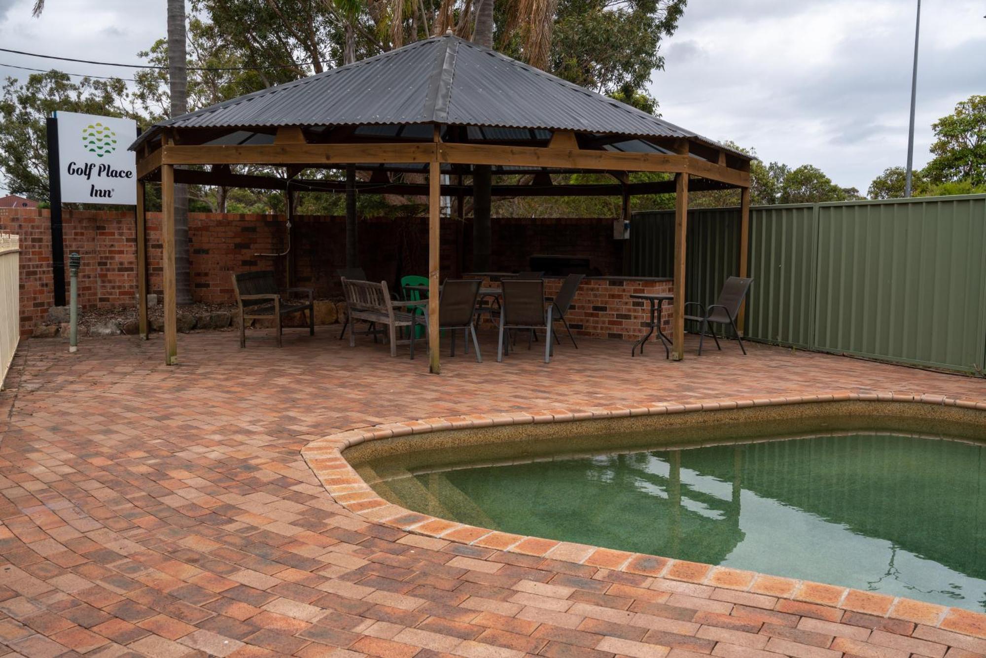 Golf Place Inn Wollongong Primbee Экстерьер фото